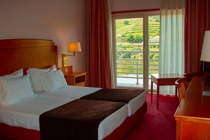 Hotel Regua Douro Peso da Regua Ngoại thất bức ảnh