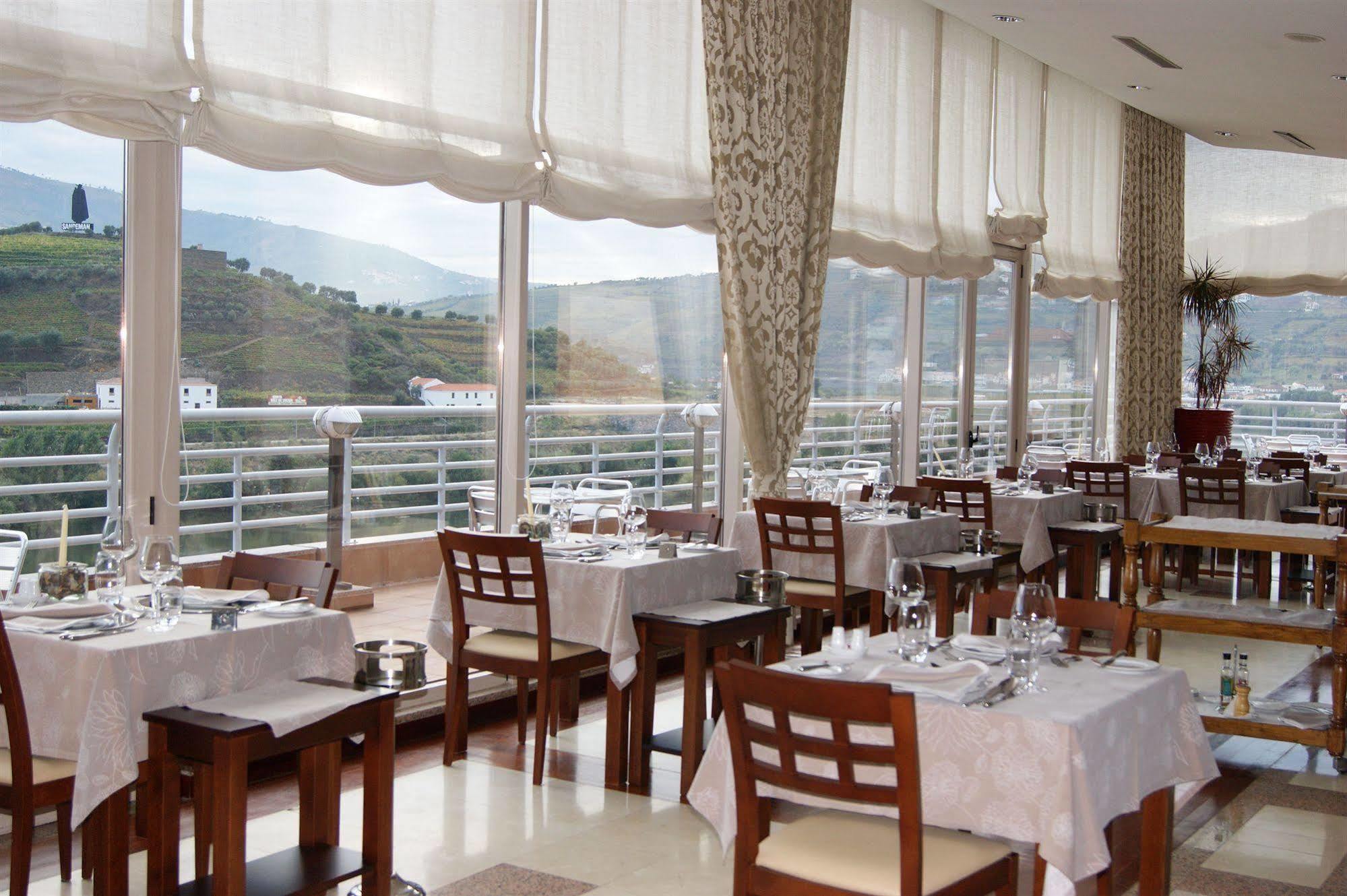 Hotel Regua Douro Peso da Regua Nhà hàng bức ảnh
